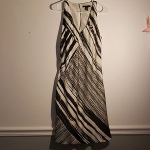 Sleeveless dress
